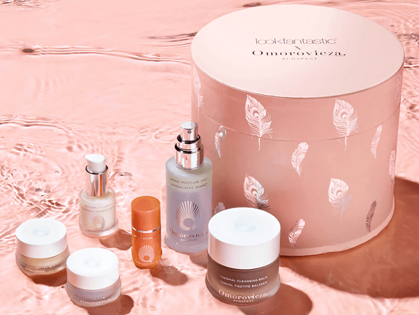 LookFantastic折扣码2026 lookfantastic X Omorovicza限量礼盒（价值￡275.67）8折£75（约655元）直邮国内 支持支付宝付款