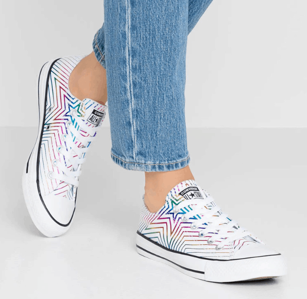 Famous Footwear折扣码2026 Converse All Star渐变彩虹五角星爆炸星女款板鞋折后价.48优惠码-图片1