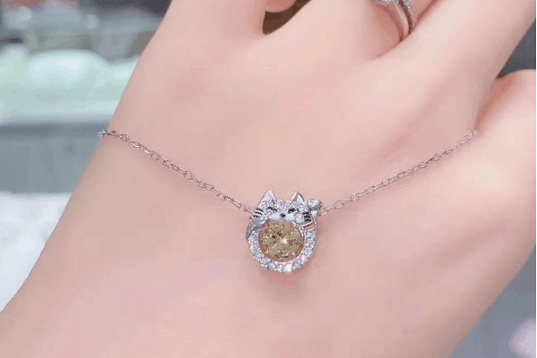 Swarovski优惠码2026 Swarovski施华洛世奇 春夏新款跳动招财猫6折.5折扣码-图片1